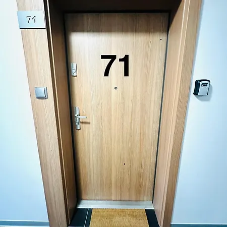 Rozana Poznan Free Parking Apartment Exterior photo